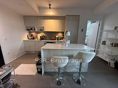 501 Adelaide Street W #710, Toronto, ON M5V 0R3