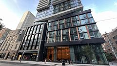 89 Church Street 4705, Toronto, ON M5C 2G3