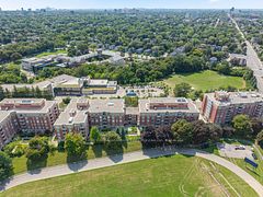 485 Rosewell Avenue 405, Toronto, ON M4R 2J2
