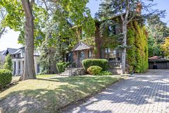 308 Oriole Parkway, Toronto, ON M5P 2H5