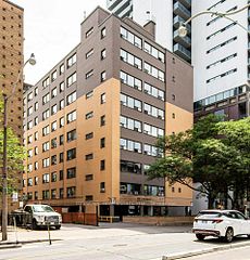 85 Wellesley Street E 409, Toronto, ON M4Y 1H8