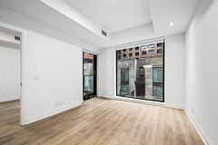 36 Brentcliffe Road M04, Toronto, ON M4G 0E1
