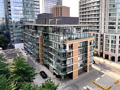 21 Scollard Street 203, Toronto, ON M5R 1G1