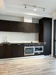 50 Charles Street E 1602, Toronto, ON M4Y 1T1