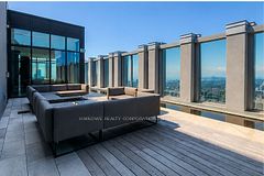 1 Yorkville Avenue 2012, Toronto, ON M4W 0B1
