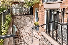 415 Jarvis Street 135, Toronto, ON M4Y 3C1
