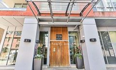 126 Simcoe Street 606, Toronto, ON M5H 4E6