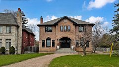 20 Blaine Drive, Toronto, ON M3B 2G4