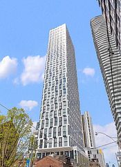 252 Church Street, Toronto, ON M5B 1Z2