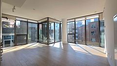 15 Beverley Street 608, Toronto, ON M5T 0B3