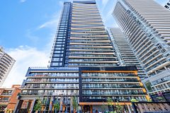117 Broadway Avenue 211, Toronto, ON M4P 1V3
