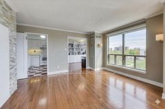 298 JARVIS Street 706, Toronto, ON M5B 2M4