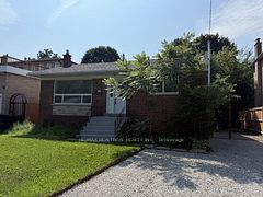 217 Moore Park Avenue Basement, Toronto, ON M2M 1N5