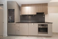 161 Roehampton Avenue 331, Toronto, ON M4P 0C8