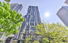 65 Mutual Street 1009, Toronto, ON M5B 0E5