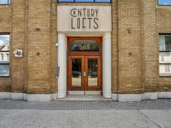 365 Dundas Street E 207, Toronto, ON M5A 4R9