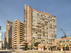 1055 Bay Street 1409, Toronto, ON M5S 3A3