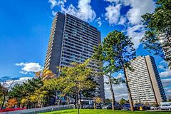 715 Don Mills Road 1002, Toronto, ON M3C 1S4
