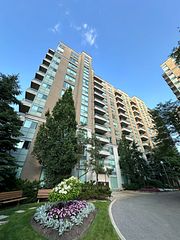 39 Pemberton Avenue 416, Toronto, ON M2M 4L6