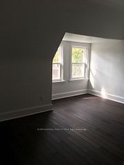 161 Montrose Avenue 2, Toronto, ON M6J 2T6