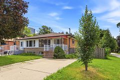 49 Santa Barbara Road, Toronto, ON M2N 2C1