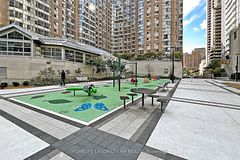386 Yonge Street 4115, Toronto, ON M5B 0A5