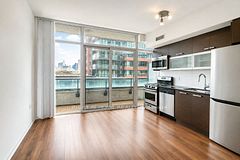36 Lisgar Street 827E, Toronto, ON M6J 0C7