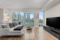 116 George Street 1204, Toronto, ON M5A 3S2