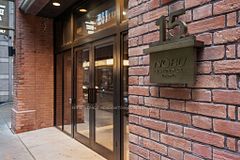 15 Mercer Street 813, Toronto, ON M5V 0T8