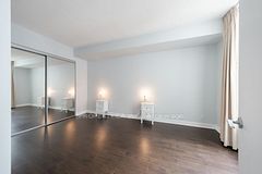 350 Wellington Street W 401, Toronto, ON M5V 3W9