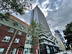 85 Wood Street 523, Toronto, ON M4Y 0E8