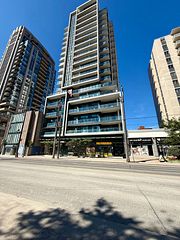 1486 Bathurst Street 403, Toronto, ON M5P 3G9
