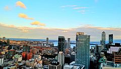 210 Victoria Street 4405, Toronto, ON M5B 2R3