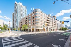 5 Rosehill Avenue 703, Toronto, ON M4T 3A6