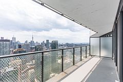11 Wellesley Street W 5003, Toronto, ON M4Y 0G4