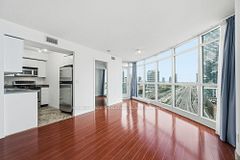 18 Yonge Street 2011, Toronto, ON M5E 1Z8