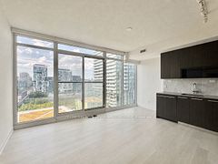 80 Queens Wharf Road 1105, Toronto, ON M5V 0J3