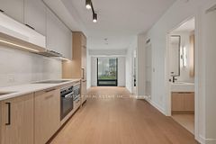 91 Montclair Avenue 533, Toronto, ON M5P 0A9