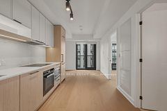 89 Montclair Avenue 1826, Toronto, ON M5P 0A9