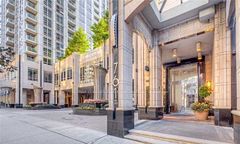 761 Bay Street N 2613, Toronto, ON M5G 2R2