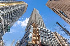 89 Church Street 1706, Toronto, ON M5C 2G3