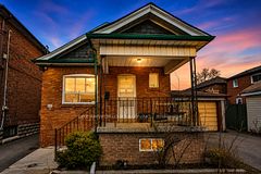 403 Northcliffe Boulevard, Toronto, ON M6E 3L3