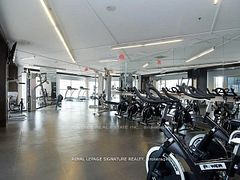 2221 Yonge Street 4008, Toronto, ON M4S 0B8