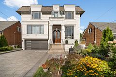 15 Calvin Avenue, Toronto, ON M2N 5E4
