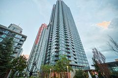11 Brunel Court 2605, Toronto, ON M5V 3Y3