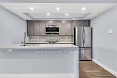 356 Mcrae Drive 406, Toronto, ON M4G 4G4