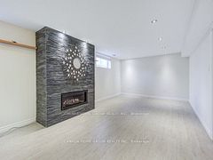 178 Waterloo Avenue, Toronto, ON M3H 3Z1