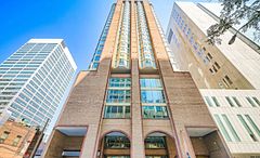 55 Centre Avenue 1805, Toronto, ON M5G 1R4