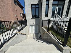 11 Norcross Road Bsmt, Toronto, ON M3H 2R3