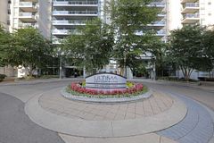 4968 Yonge Street 1608, Toronto, ON M2N 7G9